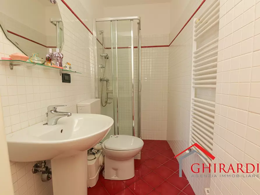 Immagine 22 di Trilocale in vendita  in VIA DELL'INSURREZIONE 12A a Genova