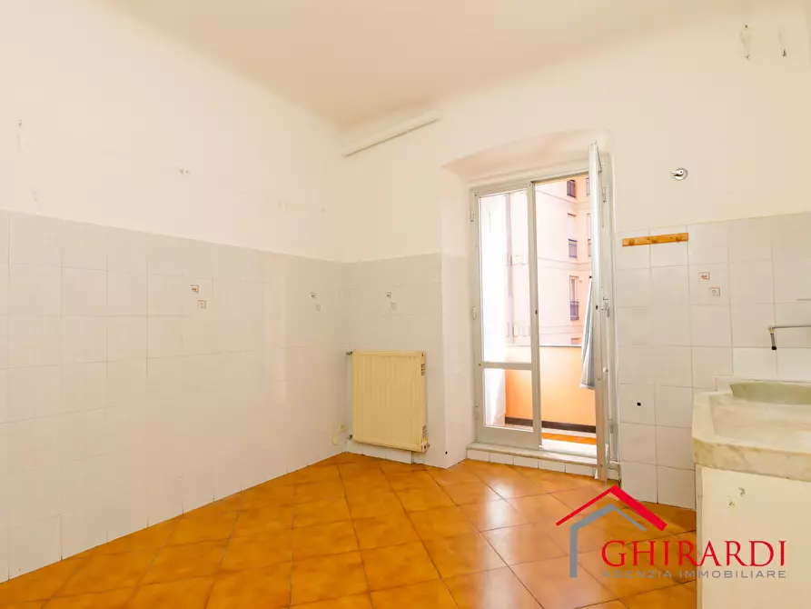 Immagine 7 di Trilocale in vendita  in VIA F. RAVASCHIO 17 a Genova