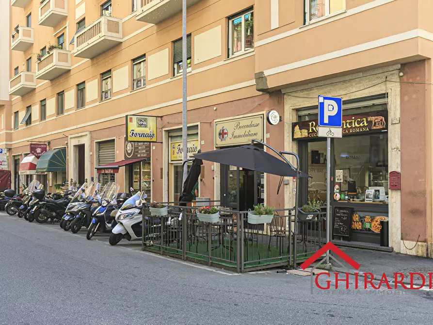 Immagine 37 di Attività commerciale in vendita  in Via Trento 52 a Genova
