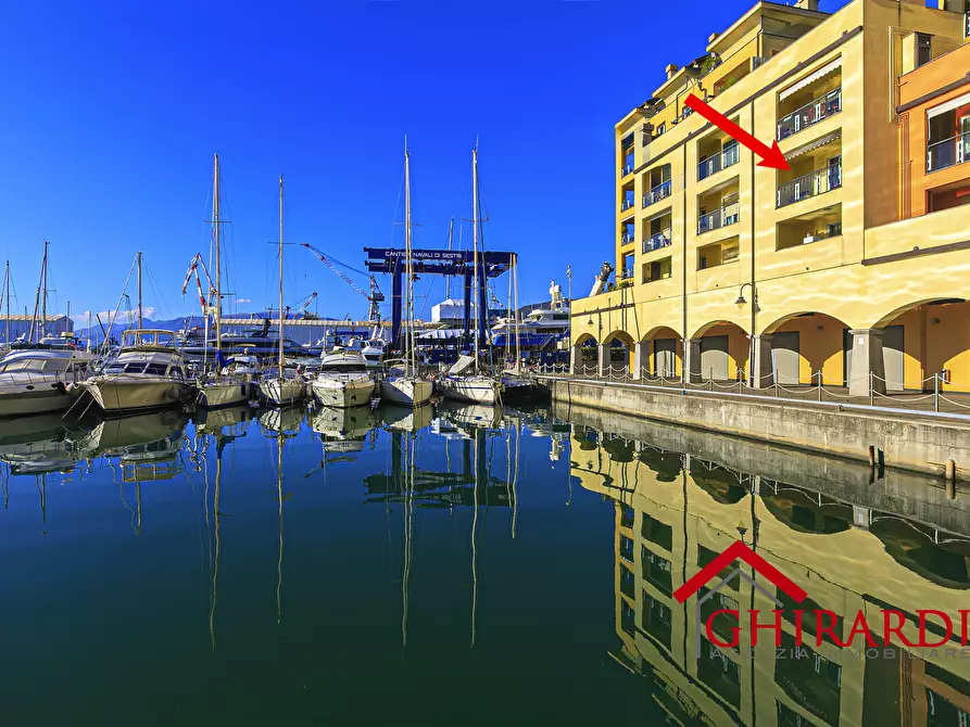 Immagine 45 di Trilocale in vendita  in VIA CIBRARIO SC B 33 a Genova