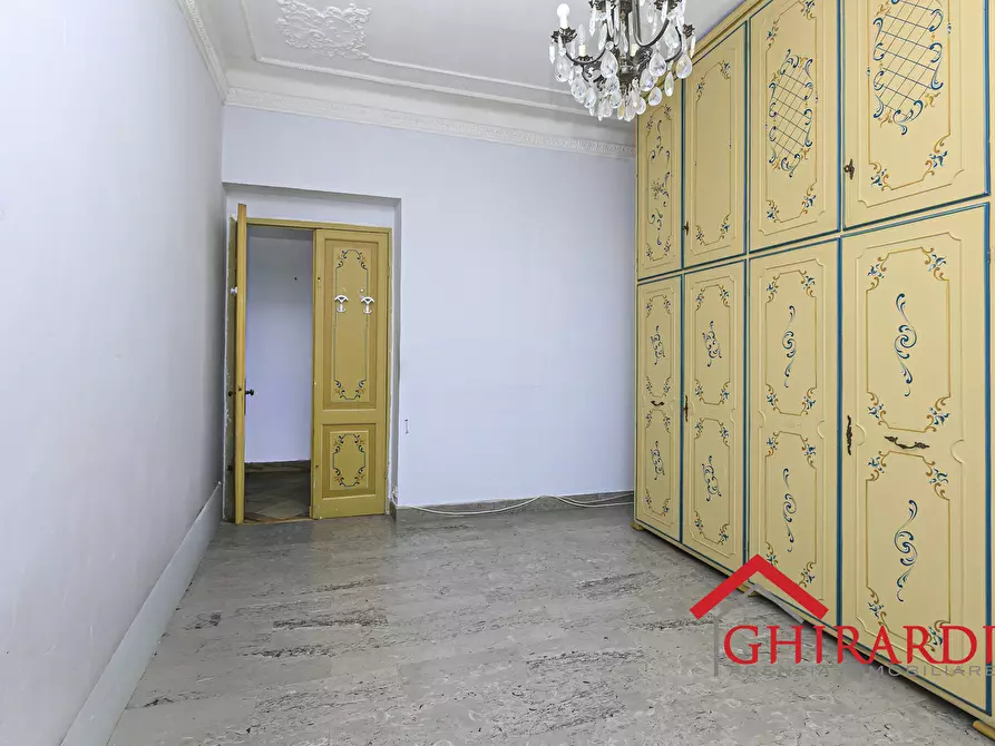 Immagine 27 di Quadrilocale in vendita  in Piazza Cristoforo Bonavino 11 a Genova