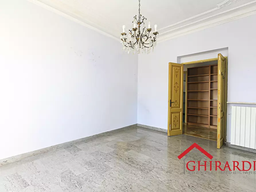 Immagine 16 di Quadrilocale in vendita  in Piazza Cristoforo Bonavino 11 a Genova