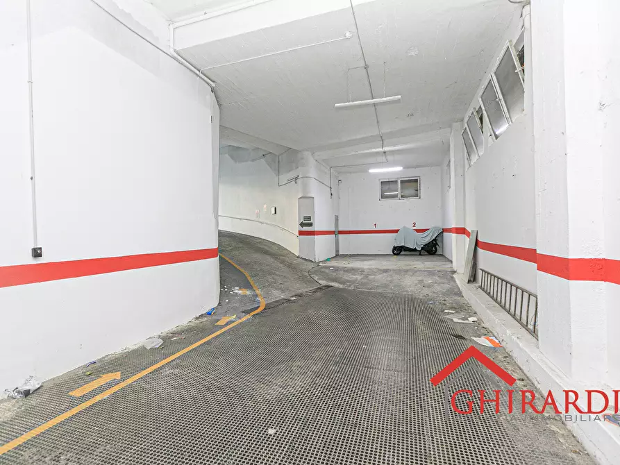 Immagine 9 di Garage in affitto  in VIA CHIARAVAGNA a Genova