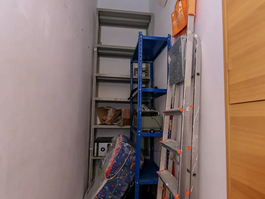 Immagine 19 di Trilocale in vendita  in VIA CHIARAVAGNA 5 a Genova