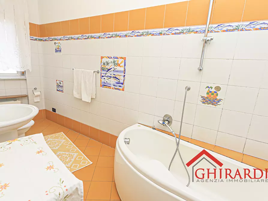 Immagine 23 di Quadrilocale in vendita  in VIA ANTONIO NEGRO a Genova