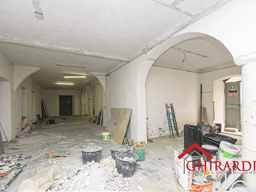 Immagine 3 di Locale commerciale in affitto  in Via Giacomo Puccini a Genova