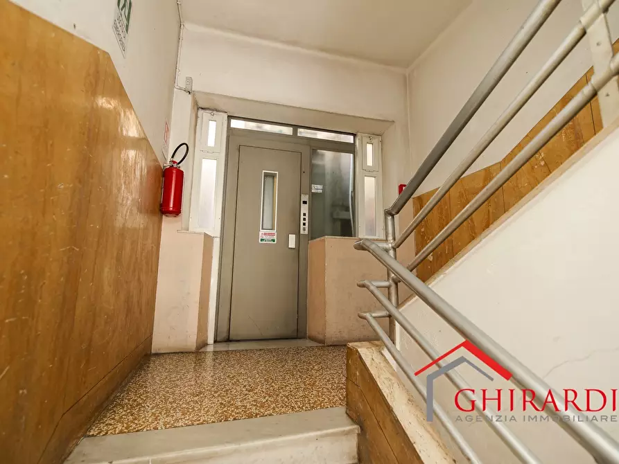 Immagine 48 di Trilocale in vendita  in VIA DELL'INSURREZIONE 12A a Genova