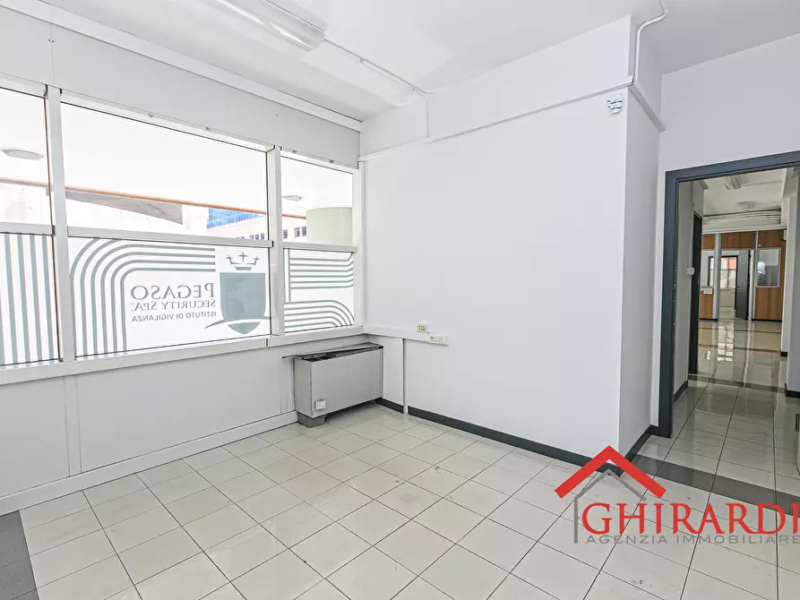 Immagine 23 di Ufficio in affitto  in Via Angelo Scarsellini 119 a Genova