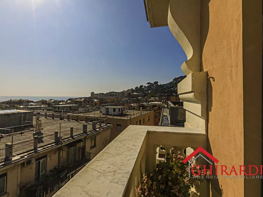 Immagine 38 di Quadrilocale in vendita  in Piazza Cristoforo Bonavino 11 a Genova
