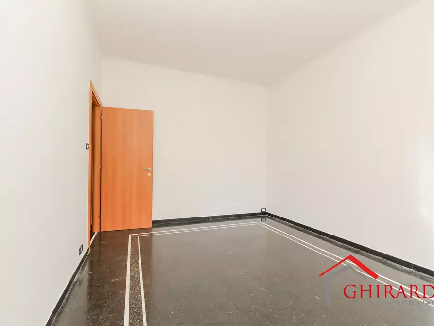 Immagine 7 di Trilocale in vendita  in VIA MOLFINO 7 a Genova