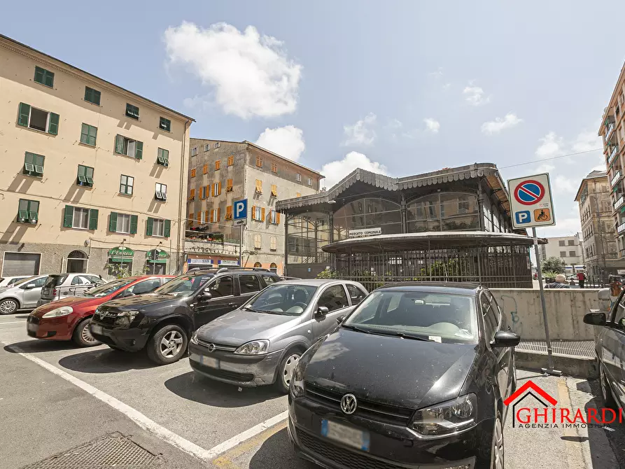 Immagine 17 di Garage in vendita  in Via Emanuele Ferro a Genova