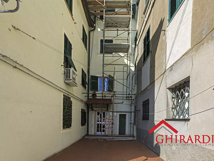 Immagine 26 di Trilocale in vendita  in Via Panigaro 8 a Genova
