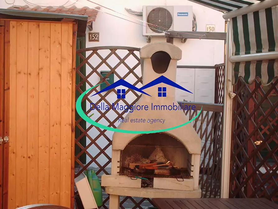 Immagine 14 di Porzione di casa in vendita  in via del castellaccio a Livorno