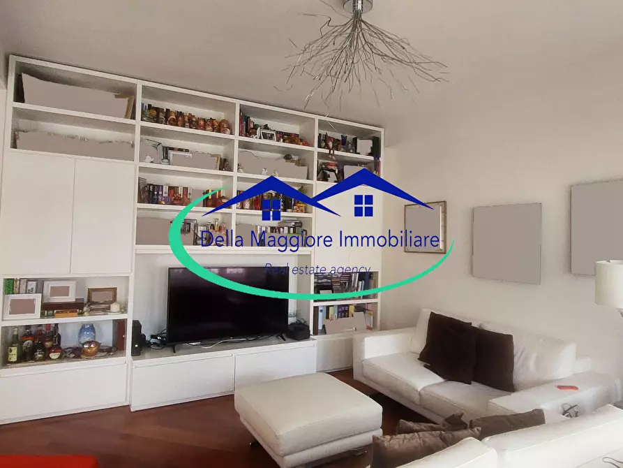 Immagine 4 di Appartamento in vendita  in Via Montebello a Livorno