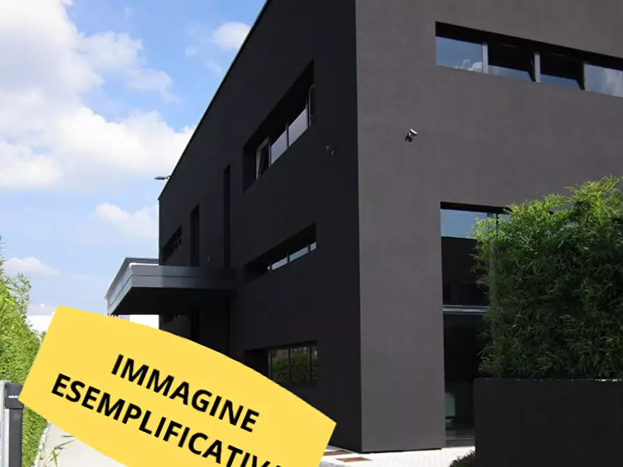 Immagine 10 di Attività artigianale in affitto  a Parma