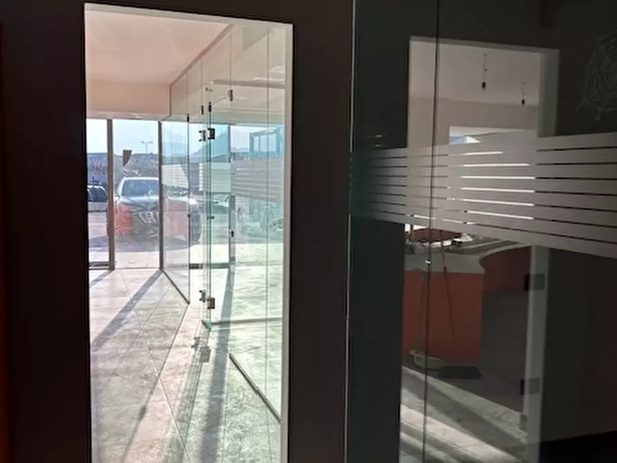 Immagine 3 di Ufficio in affitto  in Via Castel Beseno a Calliano