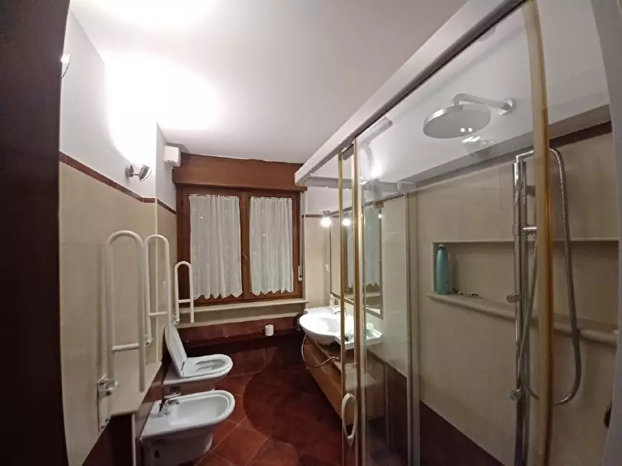 Immagine 11 di Stanza singola in affitto  a Trento