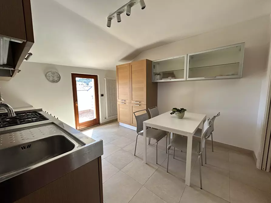 Immagine 4 di Bilocale in affitto  in Via Astagno a Ancona