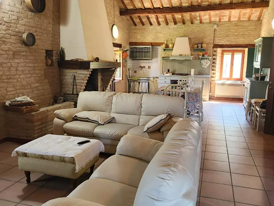 Immagine 14 di Rustico / casale in vendita  a Recanati