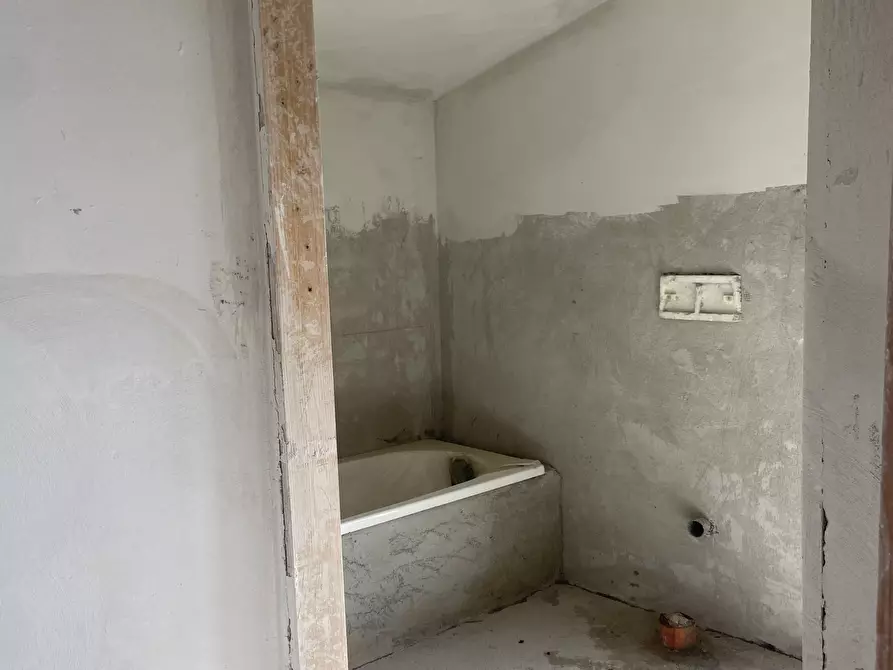 Immagine 14 di Attico in vendita  in via aldo moro a Osimo