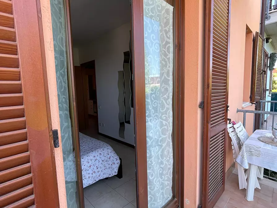 Immagine 9 di Bilocale in vendita  in Via D' ancona a Ancona