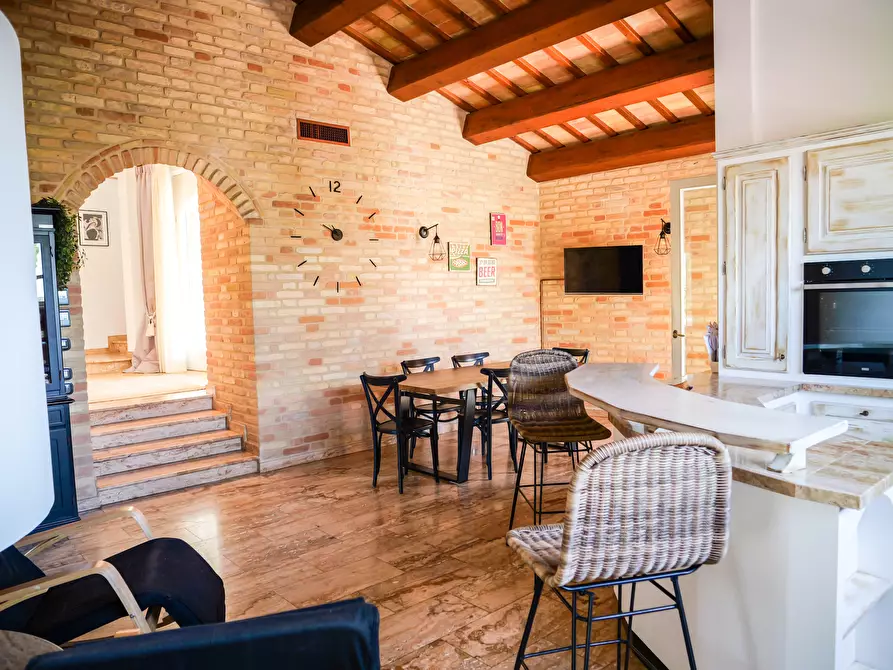 Immagine 27 di Villa in vendita  in Via Passarini a Recanati