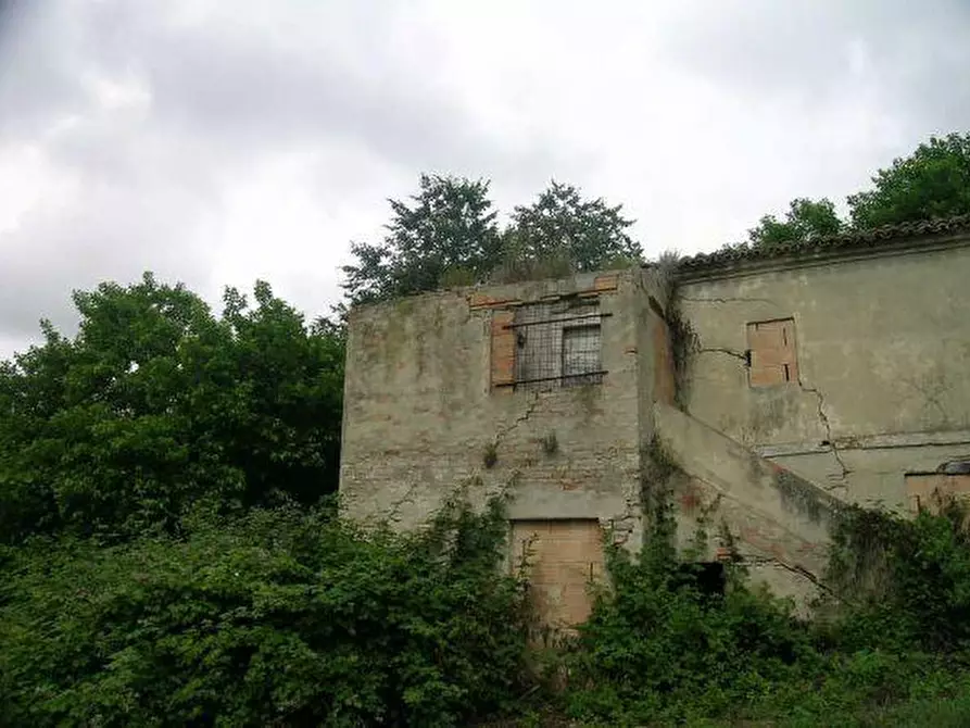 Immagine 4 di Rustico / casale in vendita  in va bartolini a Ancona