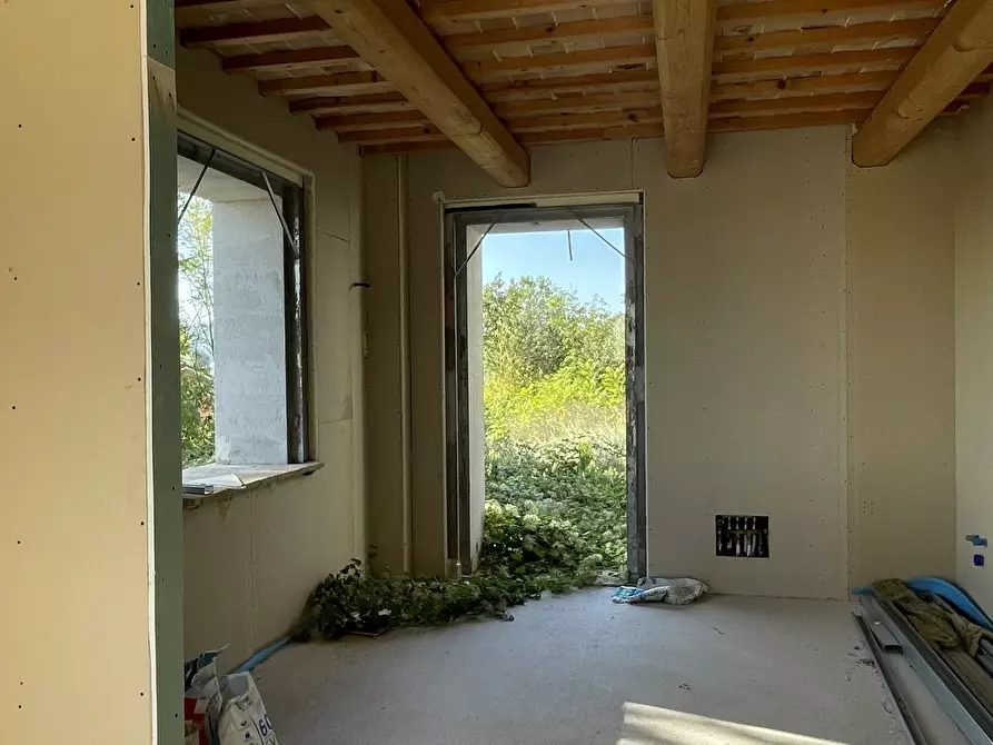 Immagine 7 di Rustico / casale in vendita  in via abbadia a Osimo