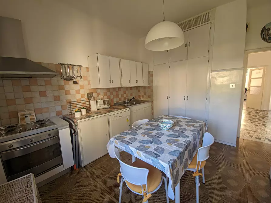 Immagine 7 di Quadrilocale in vendita  in Strada Collardente 6 a San Remo