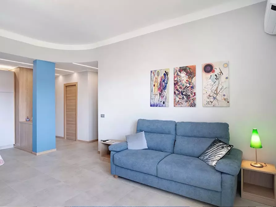 Immagine 4 di Trilocale in affitto  in Via San Francesco 37 a San Remo