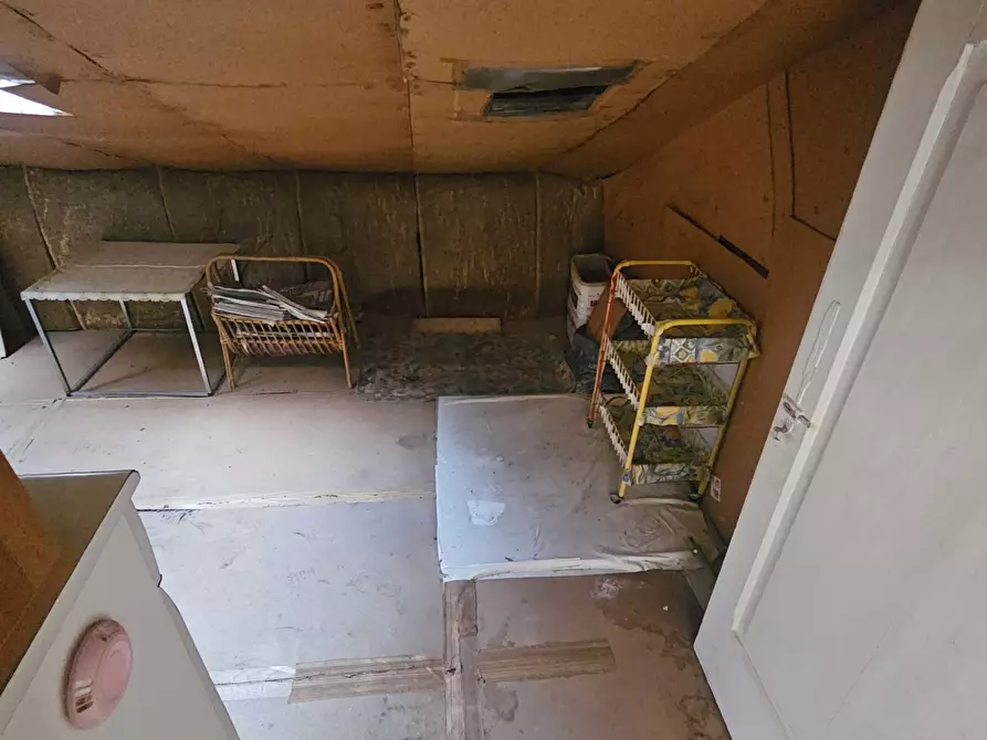 Immagine 13 di Bilocale in vendita  in Via Garibaldi 97 a San Remo