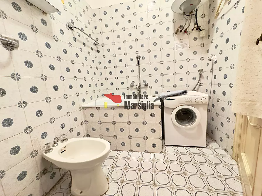 Immagine 13 di Monolocale in vendita  in Via Franco Alfano 59 a San Remo