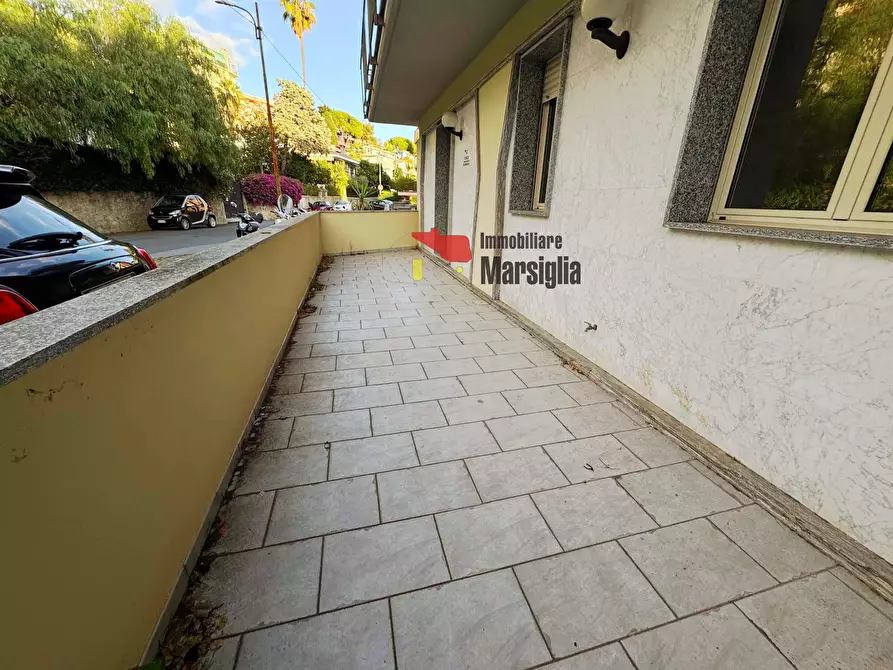 Immagine 10 di Trilocale in vendita  in Via Franco Alfano 37 a San Remo