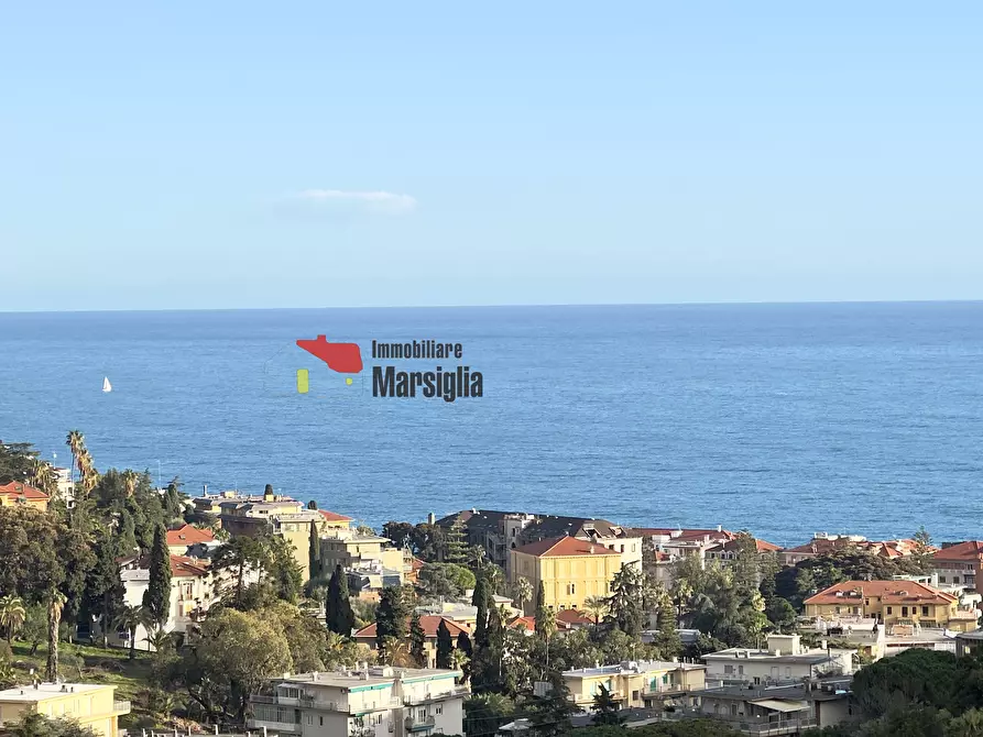 Immagine 1 di Trilocale in vendita  in Strada San Lorenzo 30 a San Remo