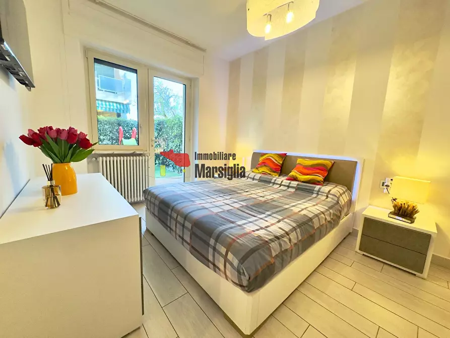 Immagine 25 di Pentalocale in vendita  in Corso Guglielmo Marconi 150 a San Remo