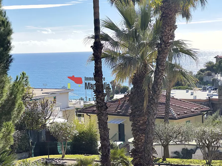 Immagine 1 di Bilocale in vendita  in Via Padre Semeria 406 a San Remo