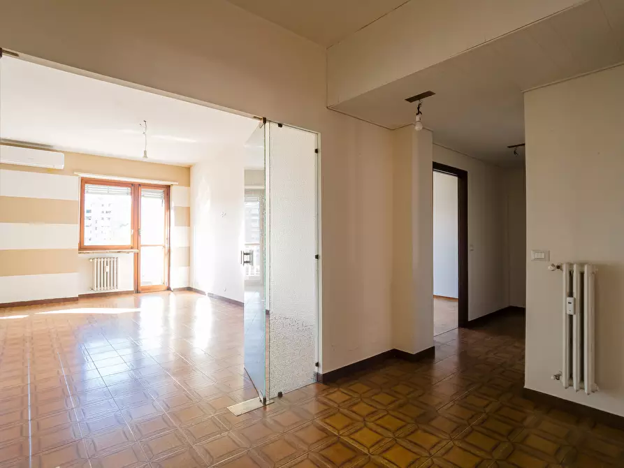 Immagine 3 di Quadrilocale in vendita  in Via Castellino a Torino