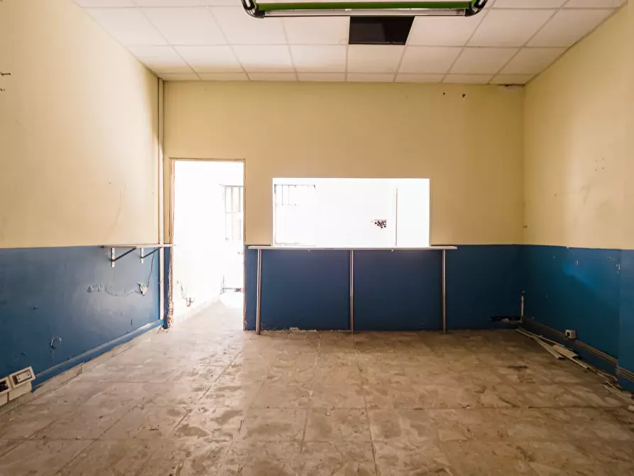 Immagine 4 di Locale commerciale in vendita  in Via Giorgio Bellono a Torino