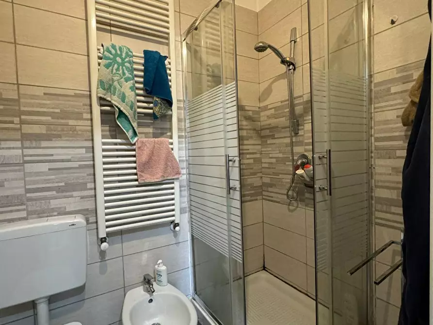 Immagine 32 di Palazzo in vendita  a Torino