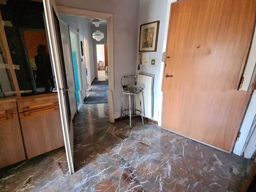 Immagine 13 di Trilocale in vendita  a Livorno