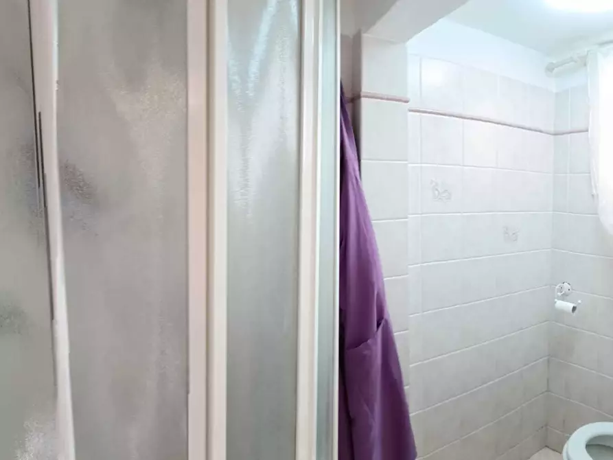 Immagine 4 di Trilocale in vendita  a Livorno