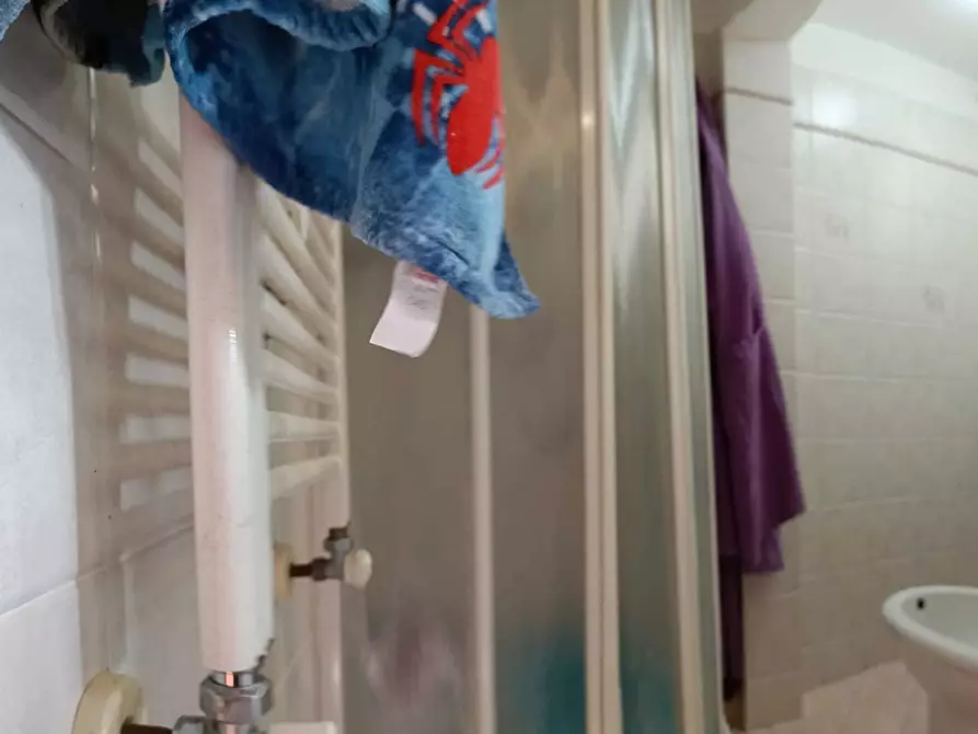 Immagine 11 di Trilocale in vendita  a Livorno