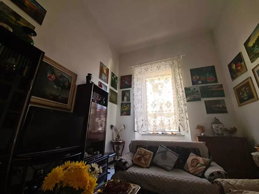 Immagine 16 di Pentalocale in vendita  a Livorno