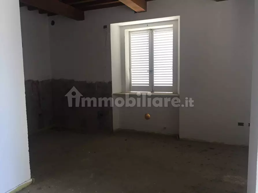 Immagine 16 di Trilocale in vendita  a Livorno