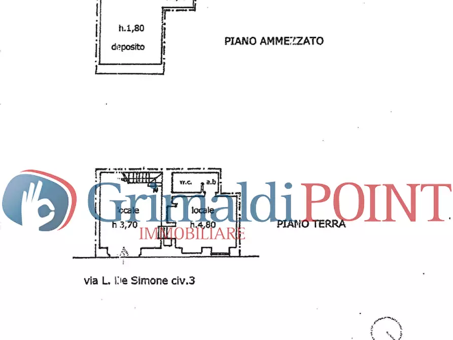 Immagine 21 di Locale commerciale in affitto  in Via Luigi de Simone 3 a Lecce