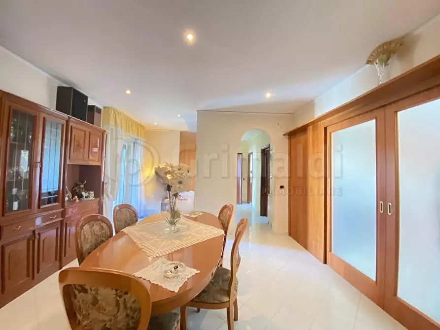 Immagine 2 di Trilocale in vendita  a Giugliano In Campania