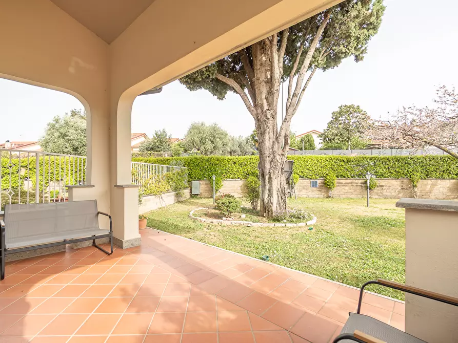 Immagine 4 di Villa in vendita  in Via Moricone a Albano Laziale