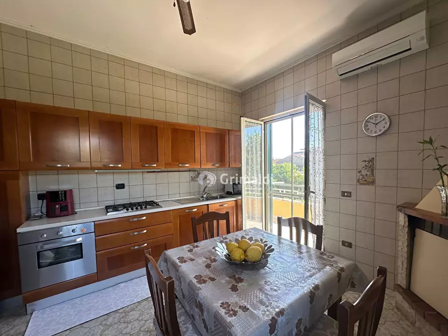 Immagine 11 di Villa in vendita  in Via G. Pastore 32 a Acerra