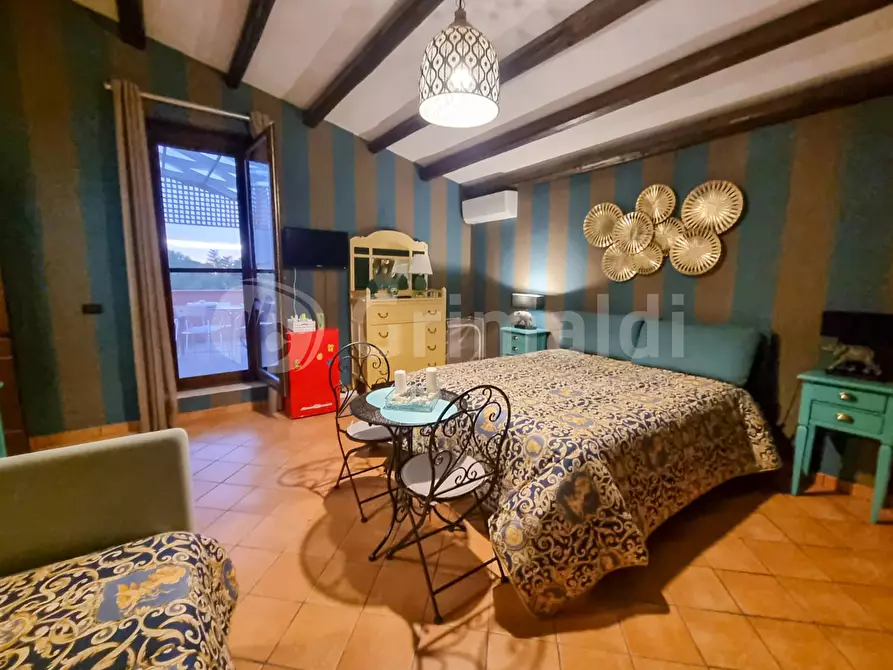 Immagine 30 di Villa in vendita  in Via delle Muse 39 a Siracusa