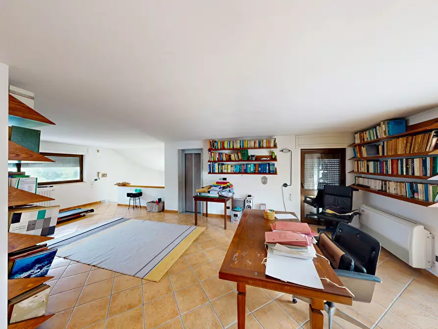 Immagine 57 di Villa in vendita  in Via Venosa 5 a Lecce